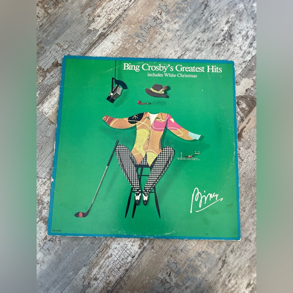 Vintage Bing Crosby's Greatest Hits Vinyl Records
Includes White Christmas 1977